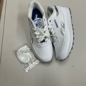 NEW Reebok Aztec OG Varsity Sneakers Size 10